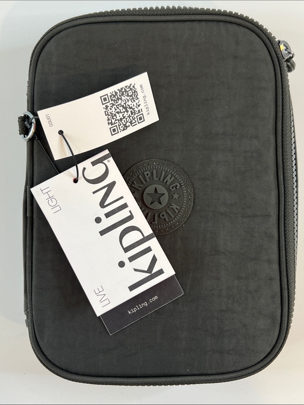 Kipling Field Green 100 Pens AC3657